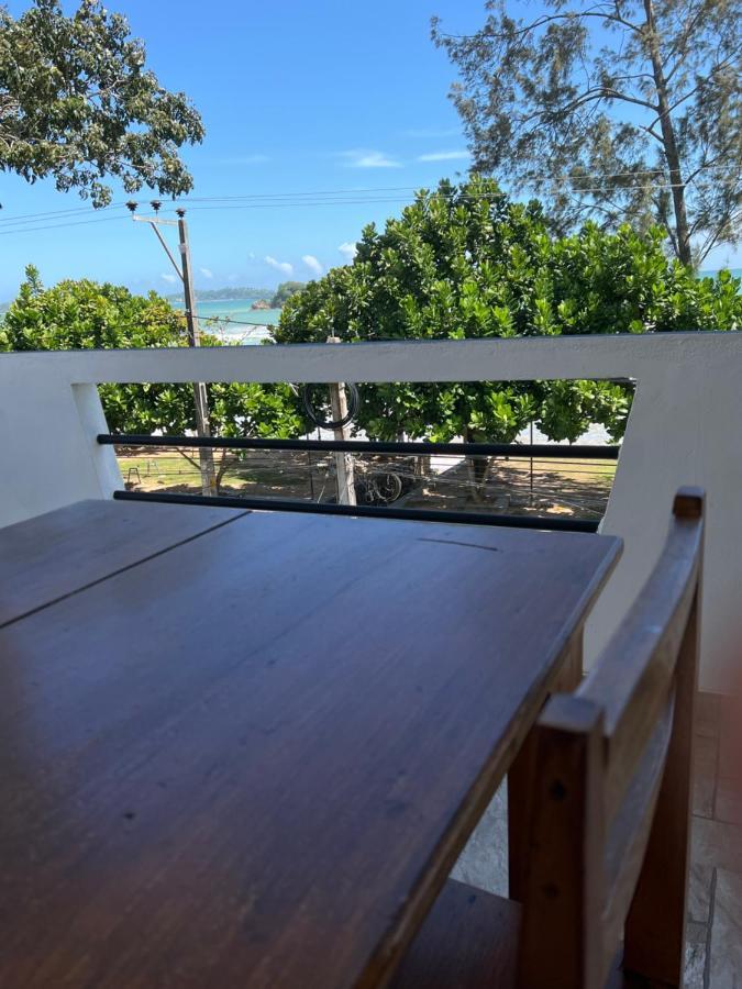 Hotel Happy Bay Weligama Zewnętrze zdjęcie