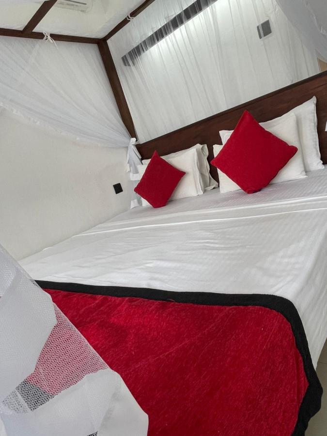Hotel Happy Bay Weligama Zewnętrze zdjęcie